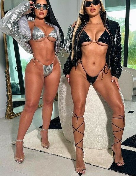 flachbrüstige onlyfans kunst heiße fotos