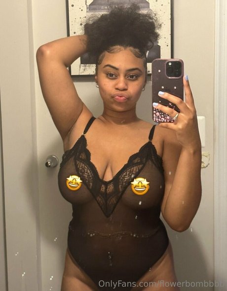 flowerbombbbb kunst nackte archiv