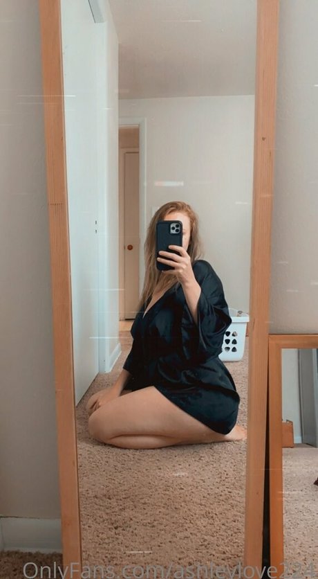 ashleylove224 nackt exklusive bild