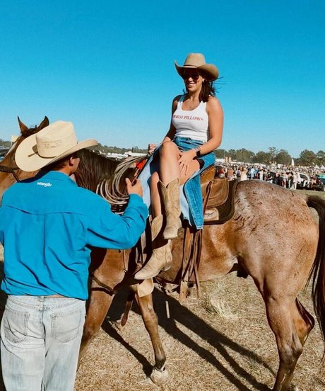 vollbusige onlyfans top erotische fotos