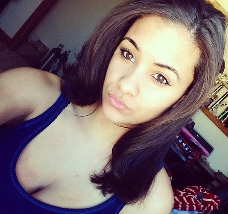 joi teen onlyfans heiße porno fotos