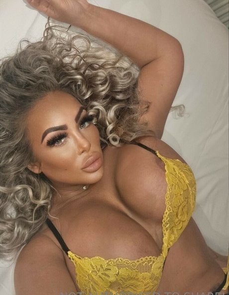 milf-tanga onlyfans nackt akt bild