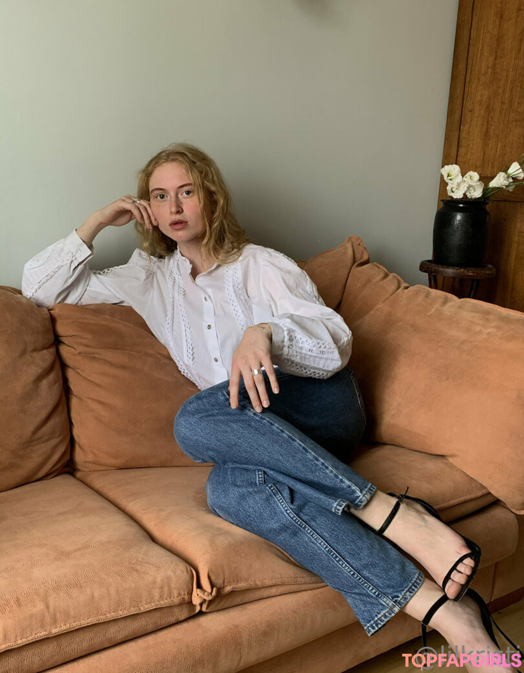 anfällige knochen-onlyfans nacktheit xxx bilder