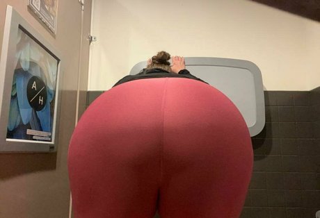 asiatische pawg-onlyfans nacktheit freie foto