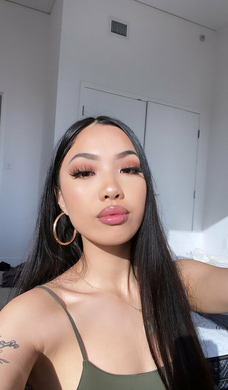 centerfold-onlyfans erotische nackte foto