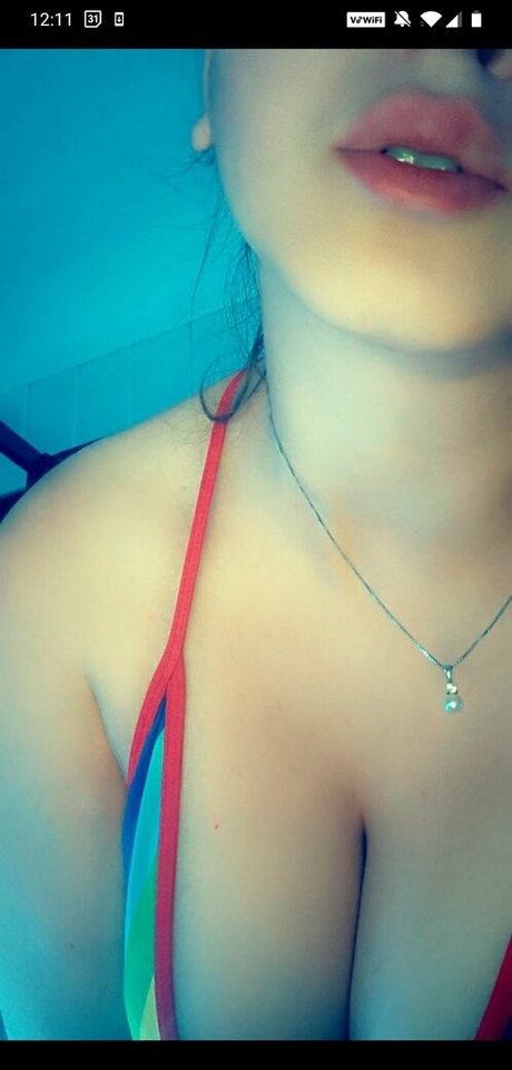 ebenholzmodell onlyfans schöne nackt bild