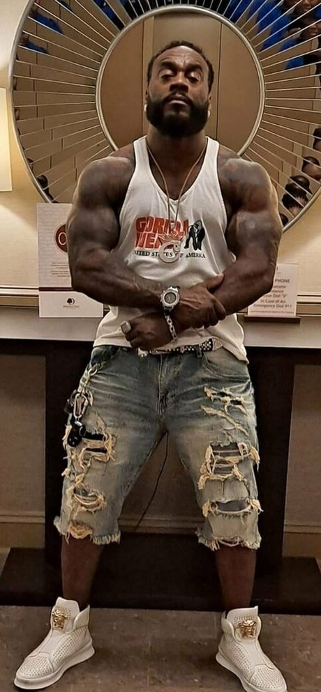 sportliche blonde onlyfans nackten galerie