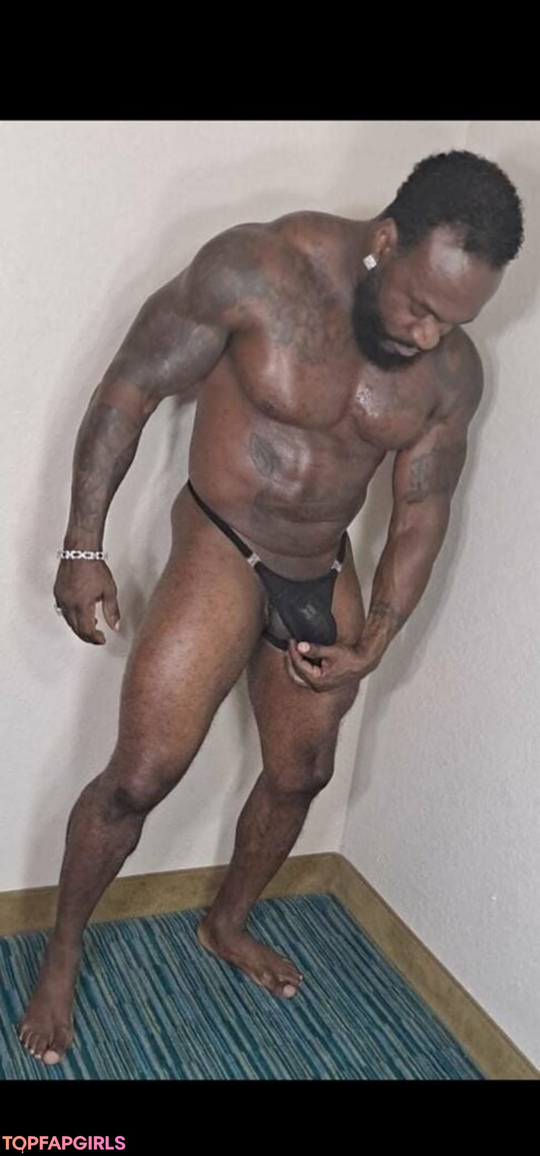 asiatische influencer-onlyfans erwachsene heiße bilder