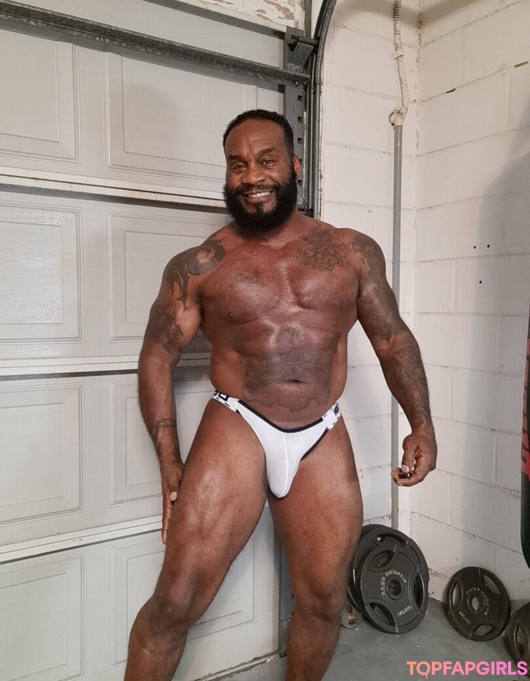 vollbusige brünette onlyfans heiße hd foto