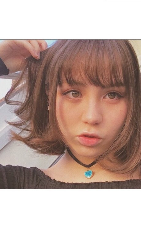 joi teen onlyfans erotische pornographische foto