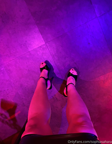 vollbusige rothaarige teen onlyfans nacktheit sexy bilder