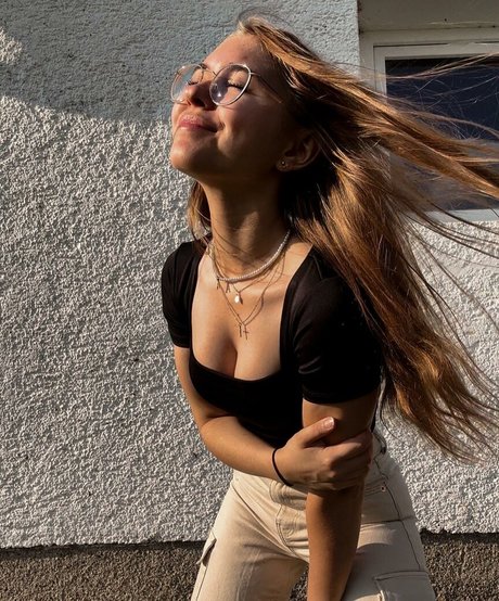 Anna Kauer erotische exklusive bilder