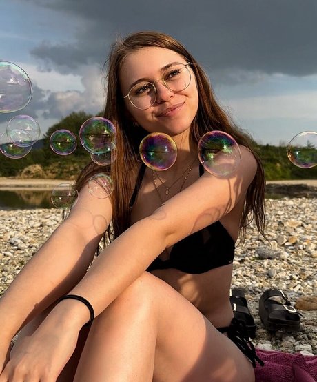 Anna Kauer nacktheit erwachsene bilder