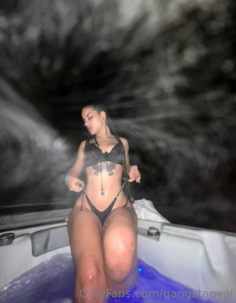 swinger-milf-onlyfans erotische hübsche foto