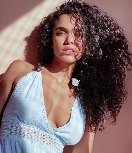 Giovana Cordeiro erotische beste foto