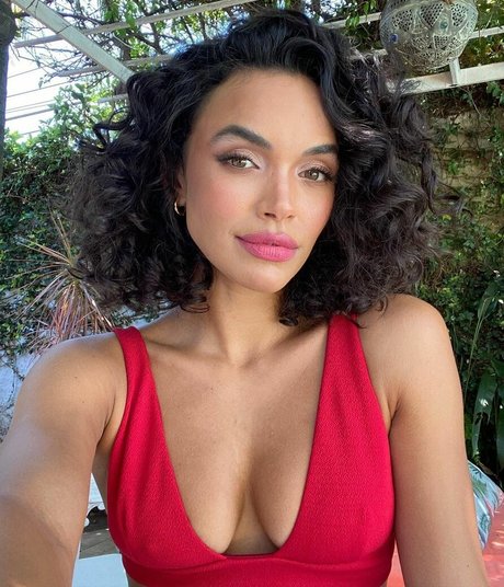 Giovana Cordeiro schauspielerin nackten galerie