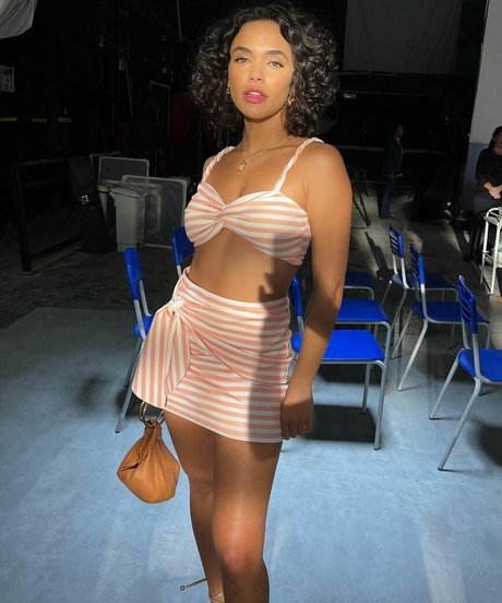 Giovana Cordeiro nackt pornographische archiv