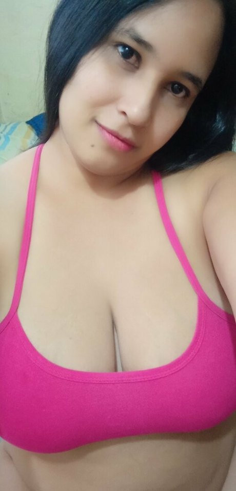 bikini-teen-onlyfans erotische kostenlose bild