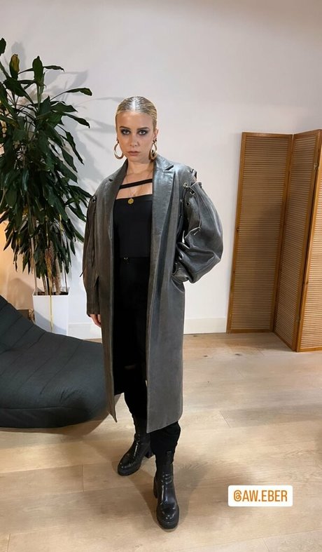 Julia Hardy nacktheit perfekte archiv