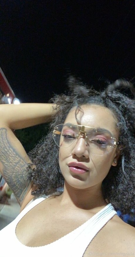 vollbusige rothaarige teen onlyfans hd heiße bild