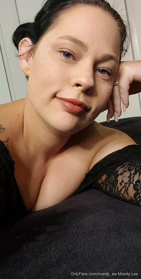 Mandy Lee nacktheit top bilder