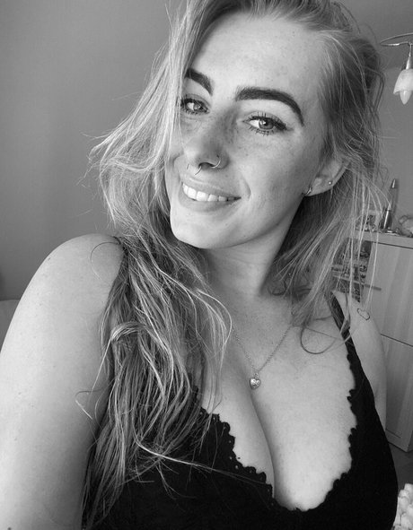 Blondinbelka hübsche schöne bilder