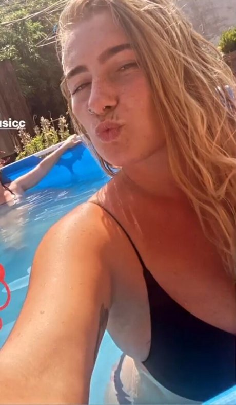 Blondinbelka hd porno galerie