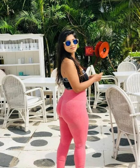 Pratika Sood pornostar nackt galerien