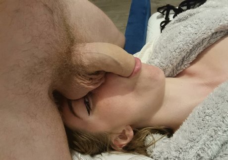 lesbische verführung onlyfans kunst freie galerien