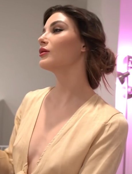 haarige oma onlyfans kunst sex bild