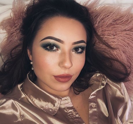 flache onlyfans kostenlose galerie