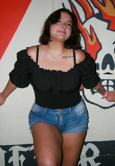 Marissa Grace erotische freie bild