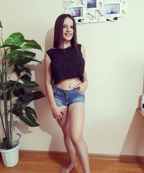 Denisa R Maria schauspielerin akt bilder