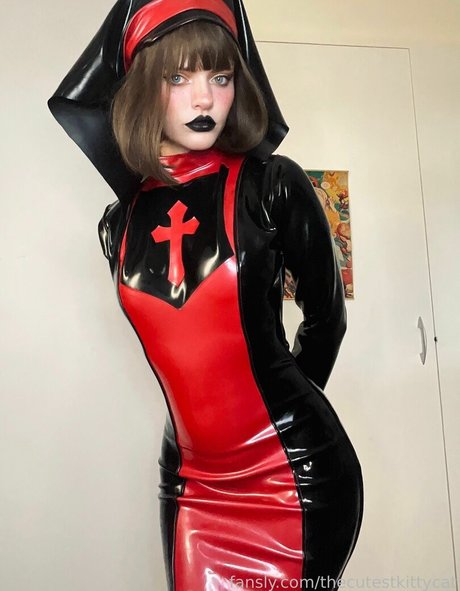 gummi-onlyfans erotische nackten archiv