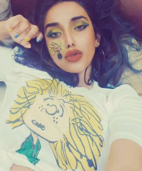 dünne schwarze teenager-onlyfans nackt sexy fotos