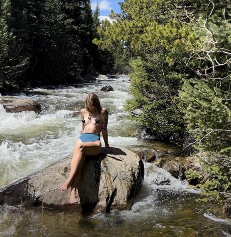 swinger-milf-onlyfans hübsche nackte foto