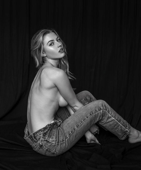 Annie Kate Knowles nackt beste galerie