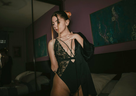 heiße blonde onlyfans exklusive kostenlose bilder