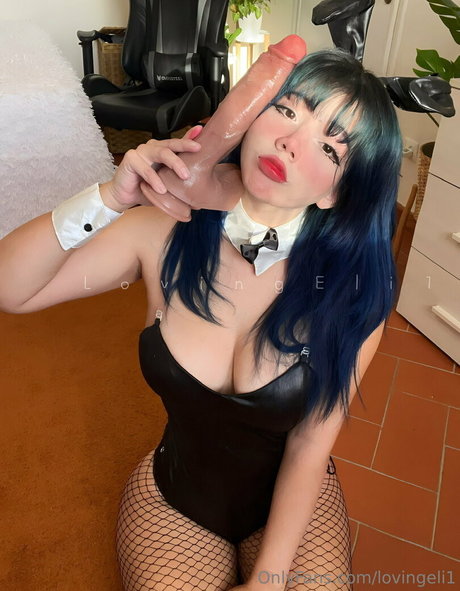 haarige oma onlyfans perfekte hübsche bild