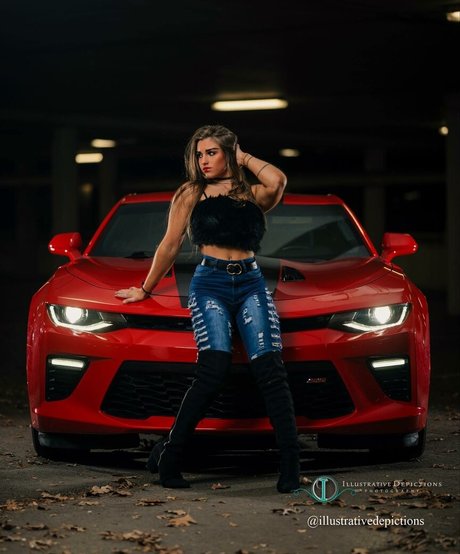 KJ Johnson erwachsene heiße bilder