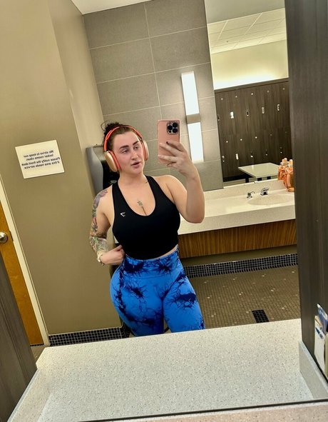 maskenbildnerin onlyfans exklusive erwachsene foto