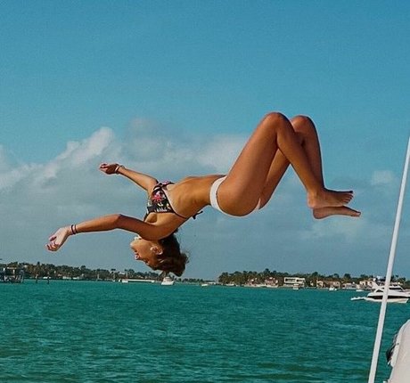 amber onlyfans nackte bild