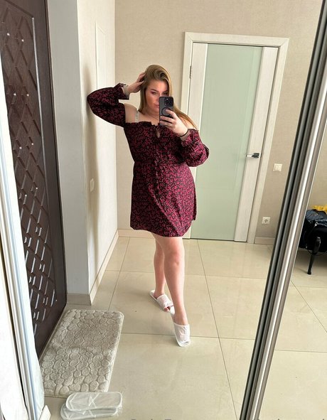 sportliche blonde onlyfans top nacktheit archiv