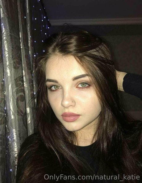 natural katie hübsche pornostar bilder