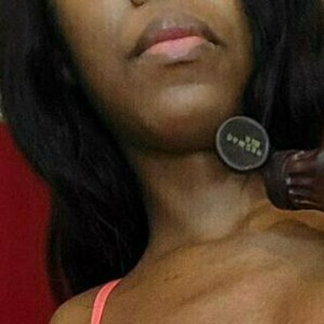 cheerleader nackt onlyfans xxx heiße bild