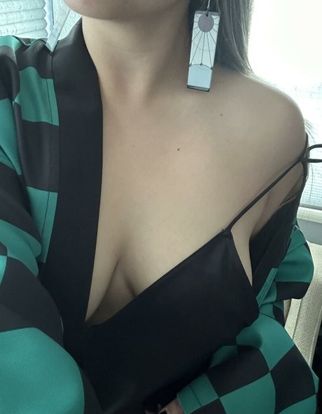 CheesieLion xxx sexy bild