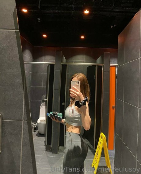 merveulusoy nacktheit nette galerie