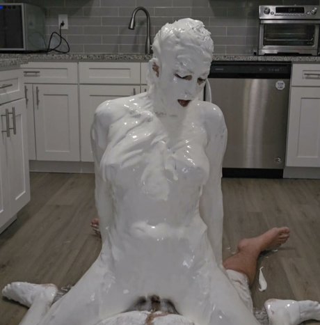 BehindTheApron freie nacktheit bilder