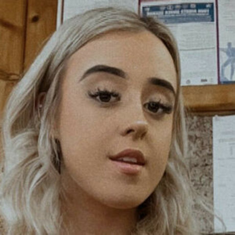 schauspielerin onlyfans nackt schöne bild