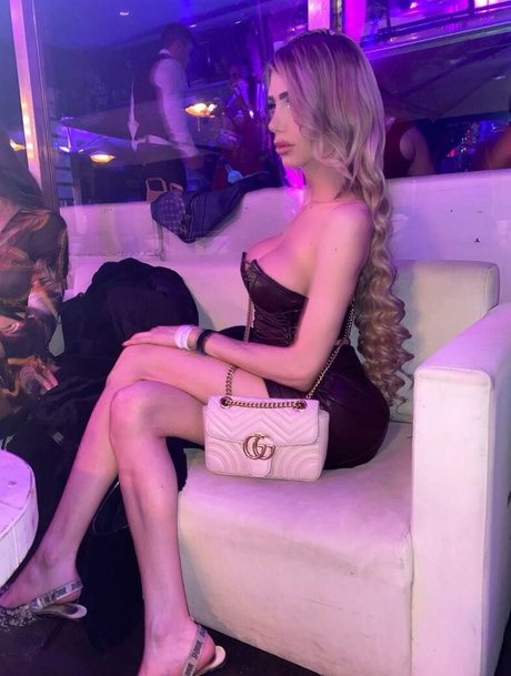 TsLindsayPrat xxx freie bilder